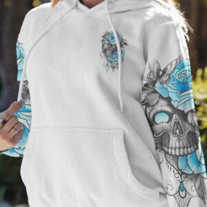 JUST A WOMAN WHO LOVES SKULLS AND HAS TATTOOS ALL OVER 3